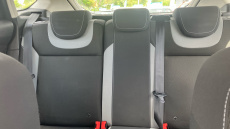 Ford Focus 1.6 Zetec 5dr Petrol Hatchback